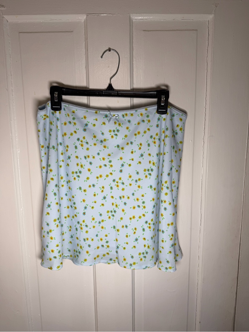 🌼 New With Tags Wild Fable Floral Slip Skirt – Size XL